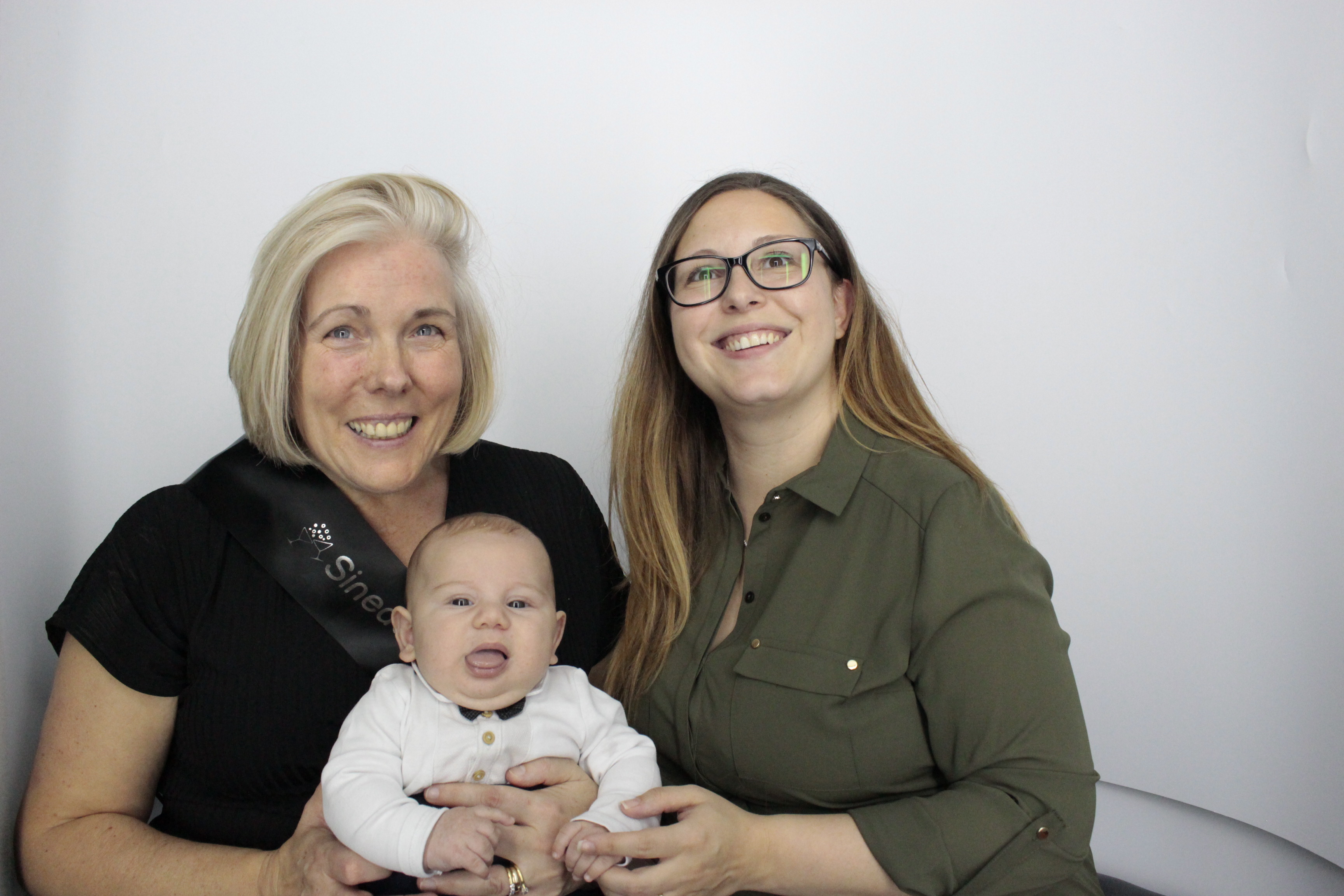Sinead Byng 50th Birthday Party | View more photos from the event at gallery.myphotoboothexperience.co.uk/u/MyPhotoBoothExperienceLtd/Sinead-Byng-50th-Birthday-Party